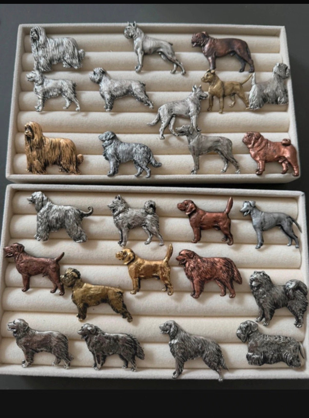 Honden speldjes, Ophalen of Verzenden, Nieuw, Zilver, Overige materialen
