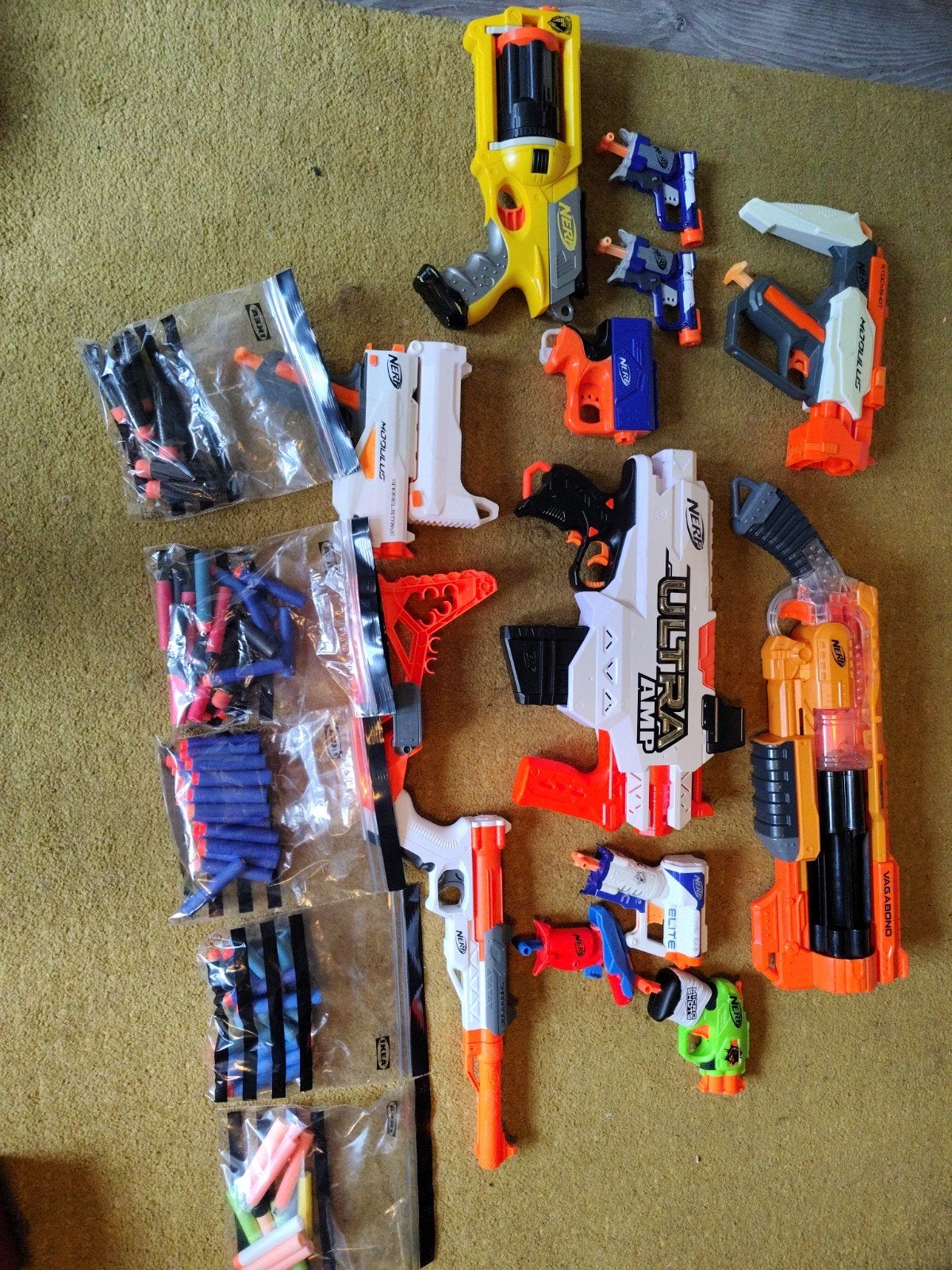 Veel nerf pistolen, Ophalen of Verzenden