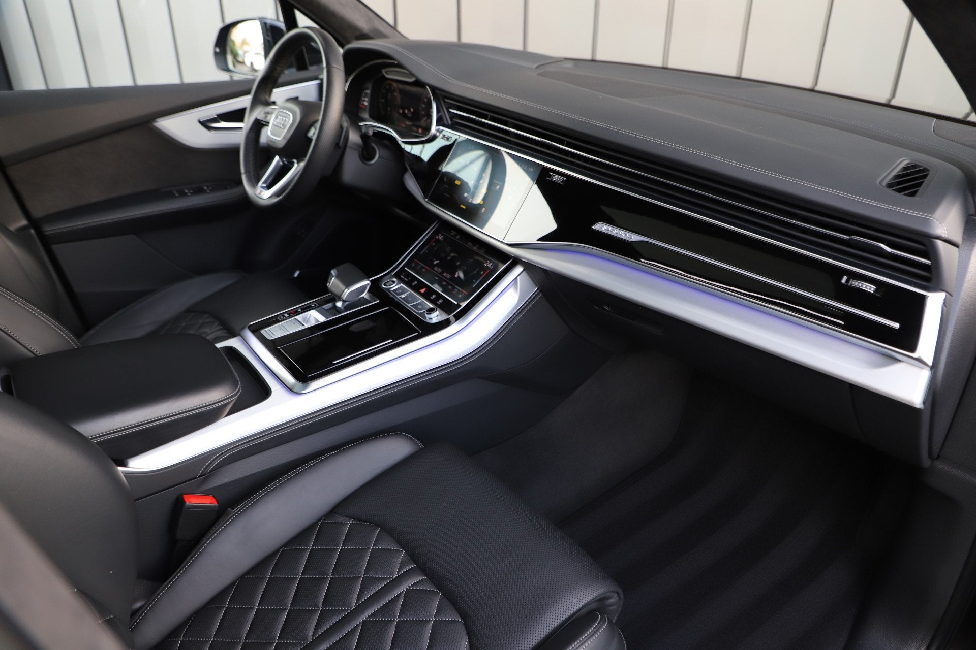 Audi Q7 60 TFSI e quattro Competition | 462PK | Luchtvering, Auto's, Automaat, Gebruikt, 2995 cc, Zwart