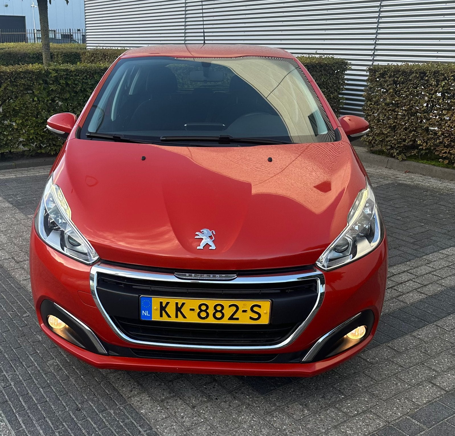 Peugeot 208 1.2 VTI 60KW/82PK 5-D 2016 NIEUWE APK, Voorwielaandrijving, 31 €/maand, 23 km/l, Origineel Nederlands