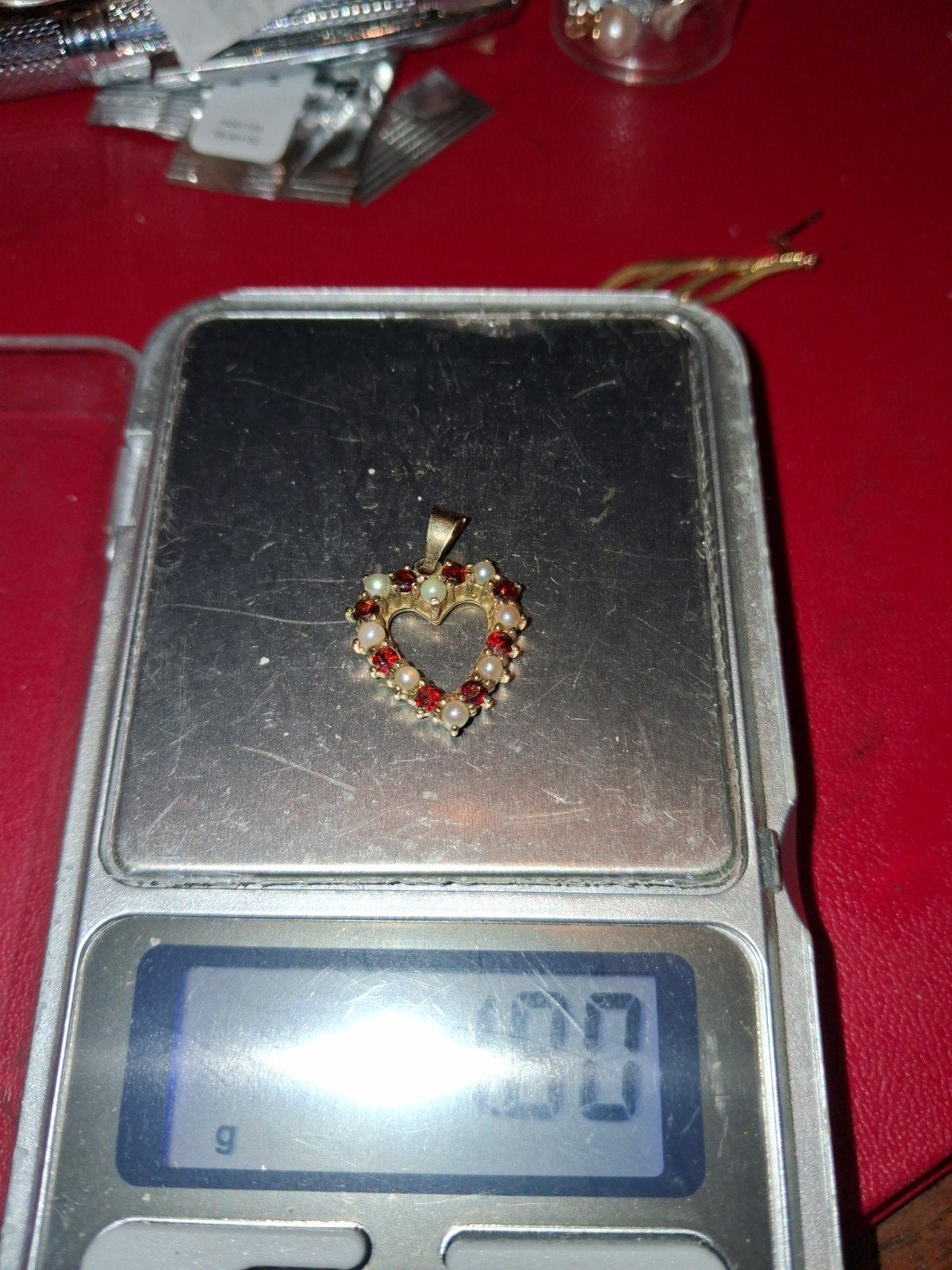 Goud hartje met robijntes en pareltjes 333 8karaat, Sieraden, Tassen en Uiterlijk, Verzenden, Goud, Ring