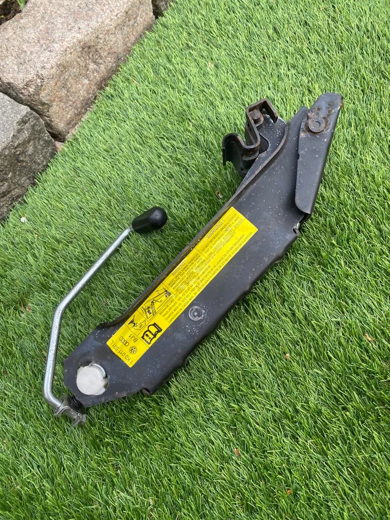 Auto krik Audi Vw Golf passat 40 euro, Auto diversen, Ophalen of Verzenden, Zo goed als nieuw, Manueel, Schaarkrik