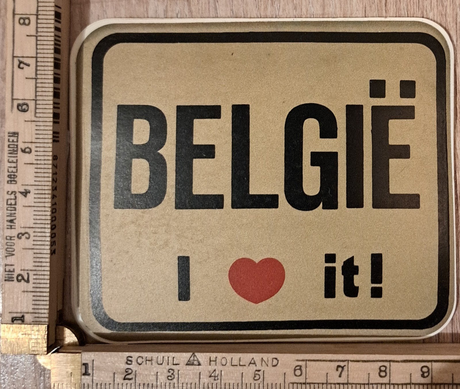 Vintage goudkleurige sticker autosticker België I ️️ it, Ophalen of Verzenden, Zo goed als nieuw, Overige typen