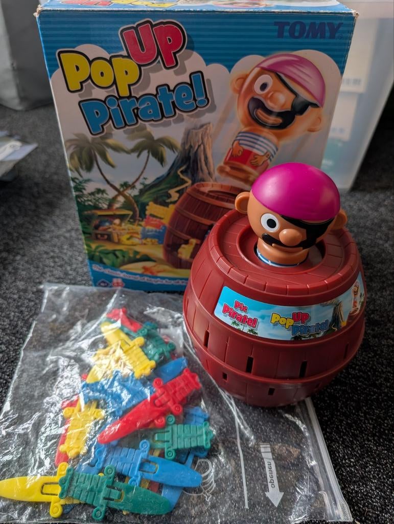 Pop Up Piraat spel van Tomy, Een of twee spelers, Ophalen of Verzenden, Zo goed als nieuw, Tomy