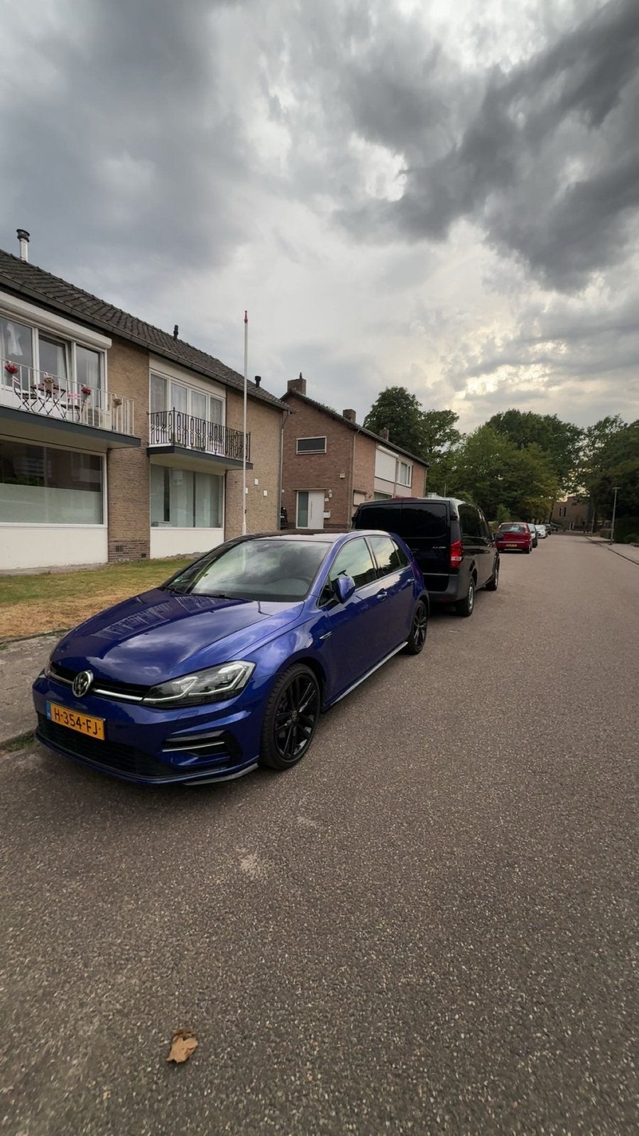 Volkswagen Golf 3x r line, Voorwielaandrijving, Adaptive Cruise Control, 4 cilinders, Alcantara