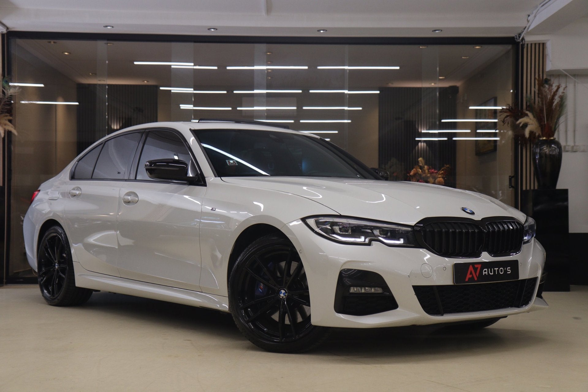 BMW 3-serie 330e High Executive M Sport /PANO/SFEER/CARPLAY/, Auto's, 1998 cc, Achterwielaandrijving, Gebruikt, Euro 6