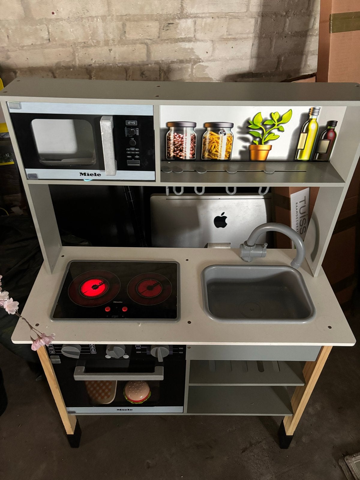 Miele speelgoedkeuken met licht en geluid, Ophalen, Gebruikt, Knutselen, Met licht