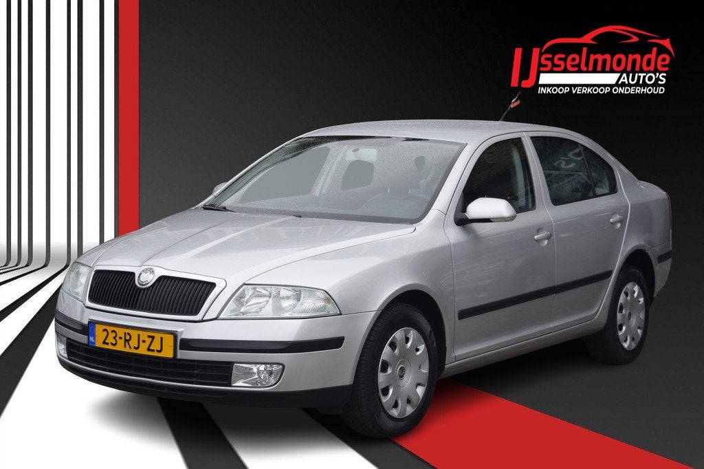 Skoda Octavia 2.0 FSI Ambiente AUTOMAAT 125.077 KM NAVI, Auto's, Skoda, Stof, Gebruikt, 4 cilinders, Metallic lak