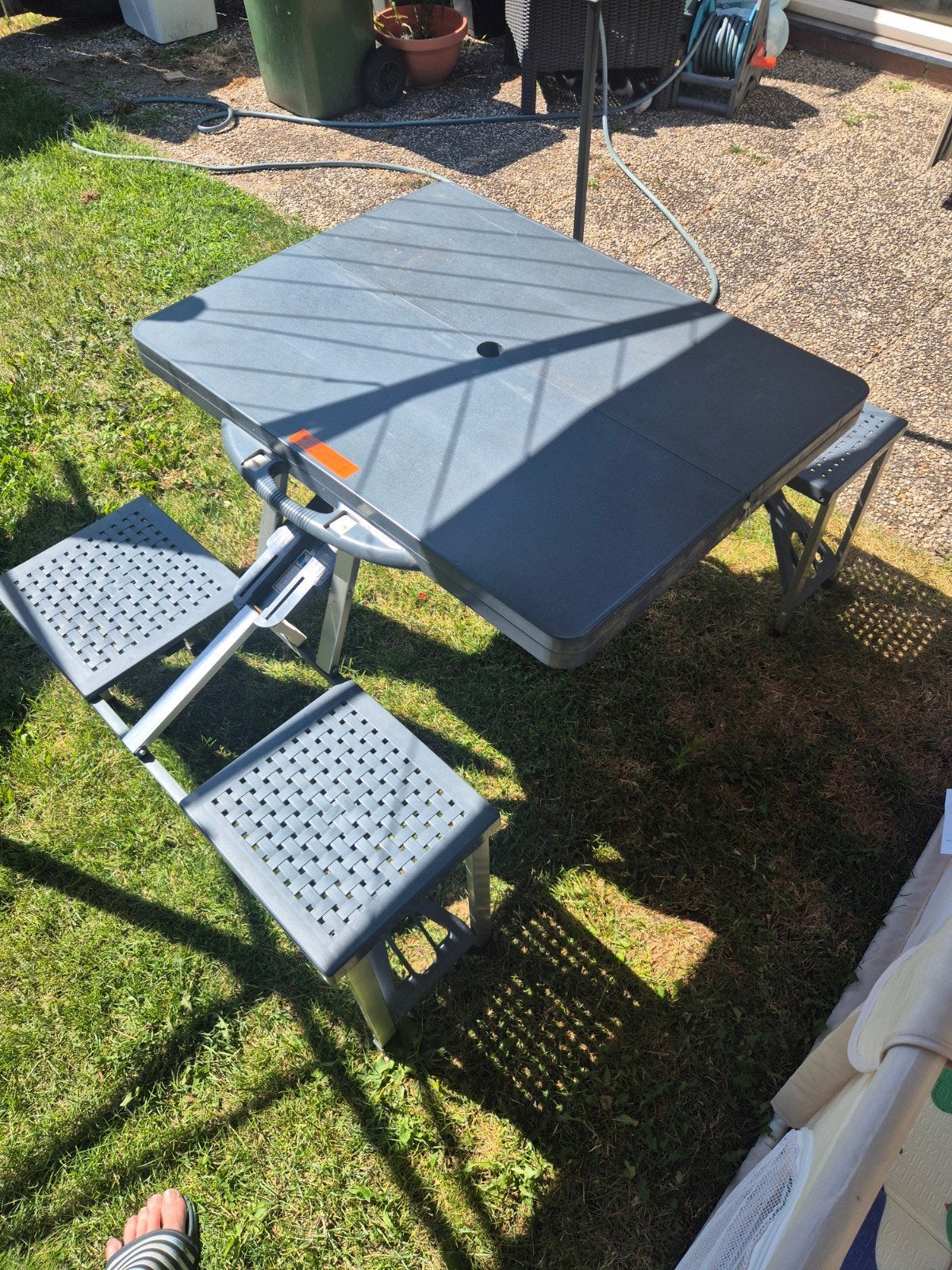 Opvouwbare campingtafel met bankjes, Ophalen, Gebruikt, Campingtafel
