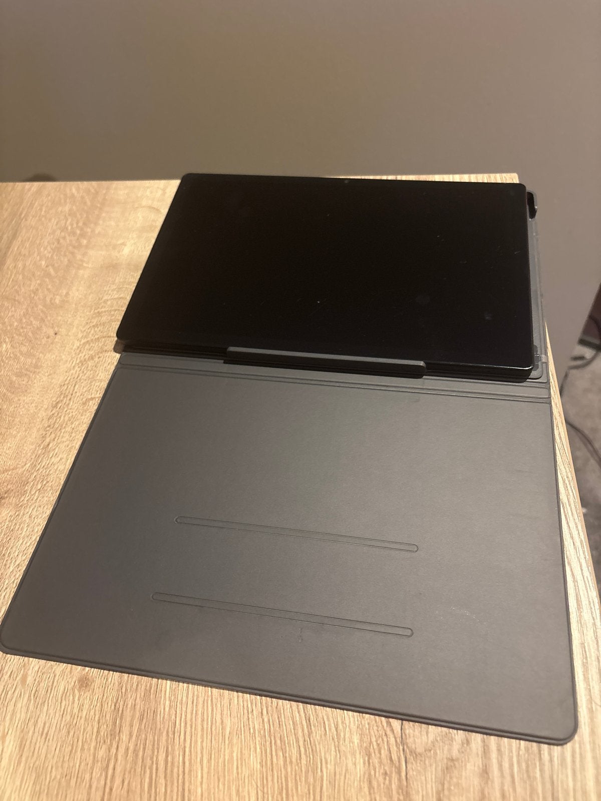 Samsung Galaxy Tab A8 (SM-X200) - Zo goed als nieuw, 32 GB, Zo goed als nieuw, Wi-Fi, Uitbreidbaar geheugen