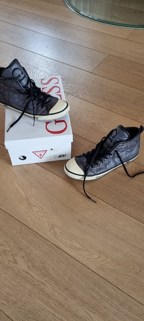 Guess sneakers, Guess, Ophalen of Verzenden, Sneakers of Gympen, Grijs