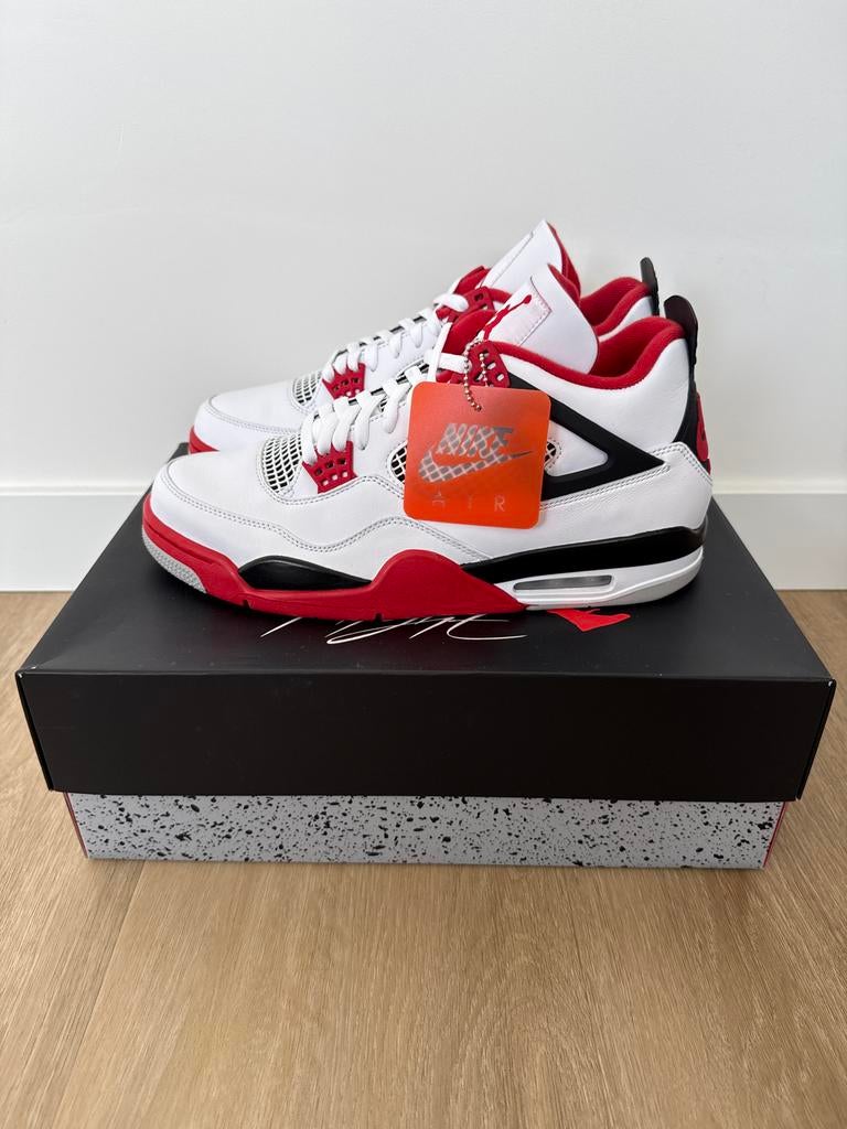 Jordan 4 Retro Fire Red, Ophalen of Verzenden, Nieuw, Wit, Sneakers of Gympen