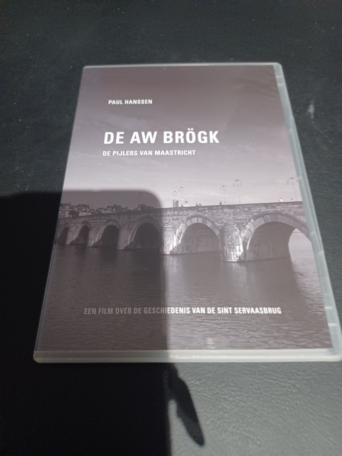 De Aw Brögk: De Pijlers van Maastricht DVD (Paul Hanssen), Alle leeftijden, Nederlands, Zo goed als nieuw, Politiek of Geschiedenis