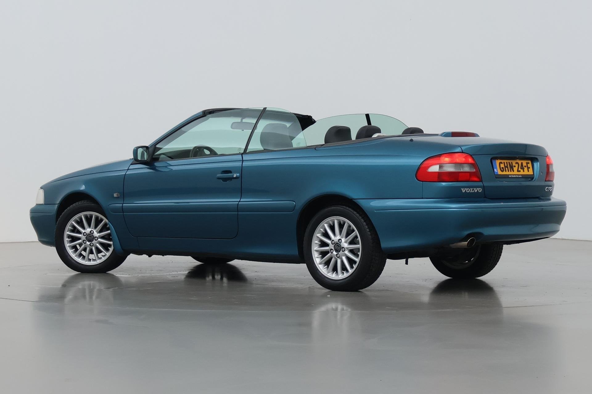 Volvo C70 2.0 T | NIEUWSTAAT | BTW | Airco | Stoelverwarming, Auto's, Volvo, Voorwielaandrijving, Gebruikt, 4 stoelen, 163 pk