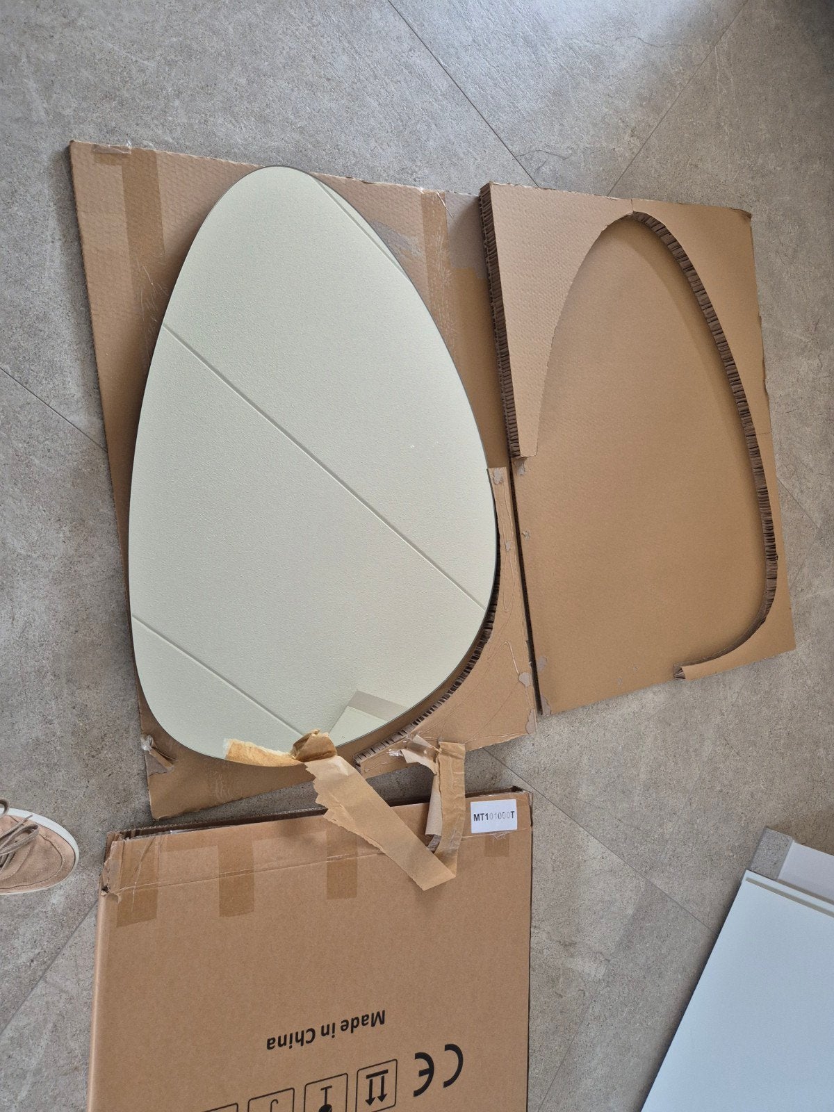 Nieuwe ovale badkamer spiegel, Ophalen, Nieuw, 100 tot 125 cm, Minder dan 100 cm