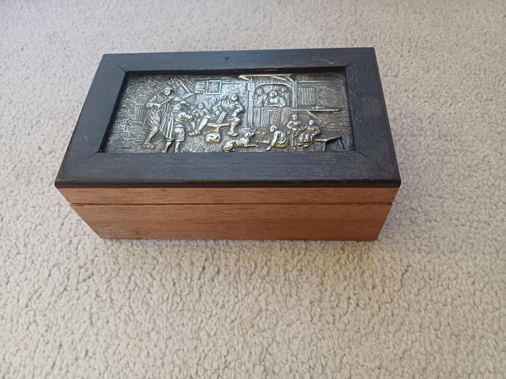 Houten sigarettendoos met zilveren inleg, Ophalen of Verzenden