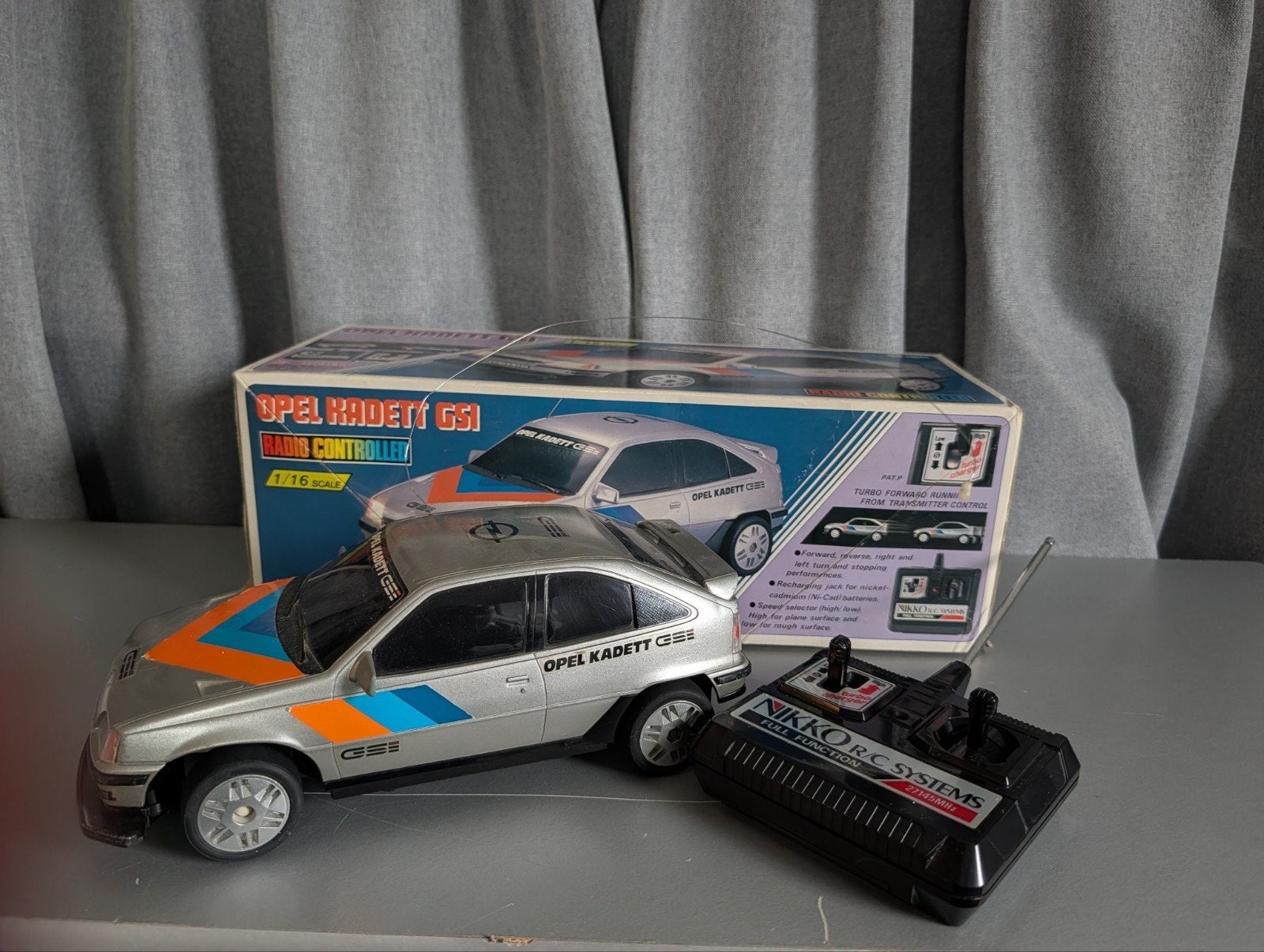 Vintage Nikko 1:16 Opel Kadett GSI RC Auto + originele doos, Hobby en Vrije tijd, Elektro, Gebruikt, Ophalen of Verzenden, Schaal 1:16
