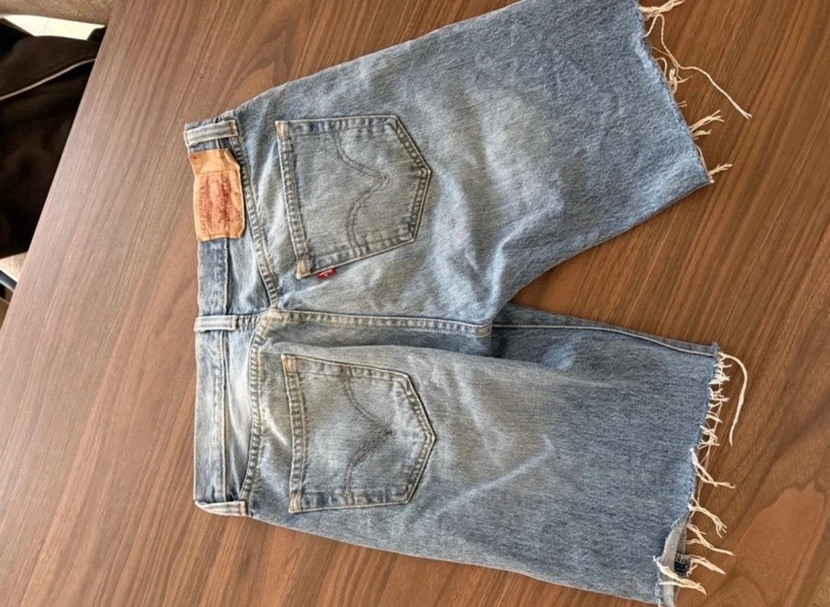 Levi's 501 spijkerbroek shorts - Maat 38/40 (M), Maat 38/40 (M), Kort, Blauw, Ophalen of Verzenden