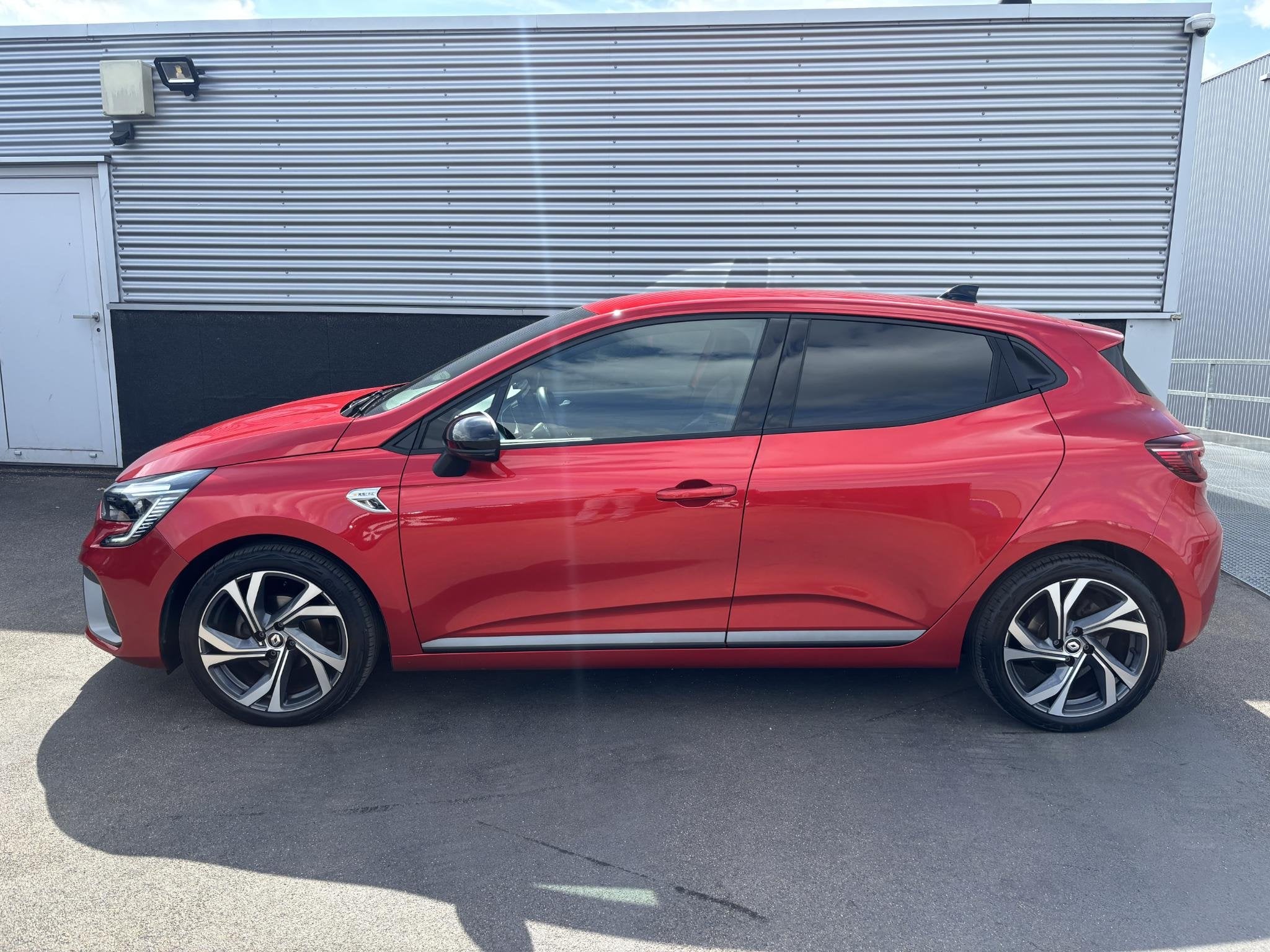 Renault Clio 1.0 TCe 90 R.S. Line NL auto Dealer onderhouden, Voorwielaandrijving, Dealer onderhouden, Gebruikt, Euro 6