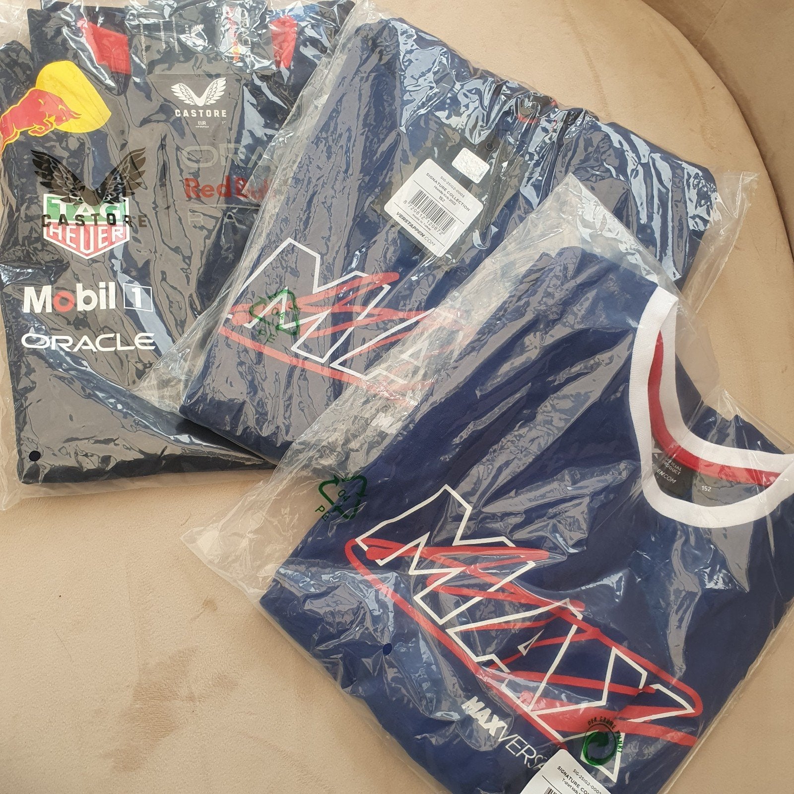 Max Verstappen kleding set - 2x T-shirt & Hoodie nieuw, Nieuw, Ophalen of Verzenden, Setje, Jongen