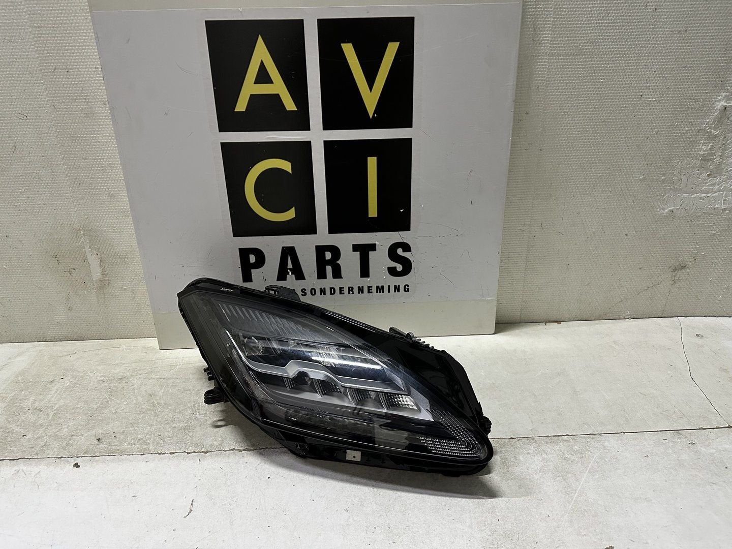 Koplamp Jaguar E-Pace E Pace Led Technology J9C313W029CE, Gebruikt, -, -, Ophalen of Verzenden
