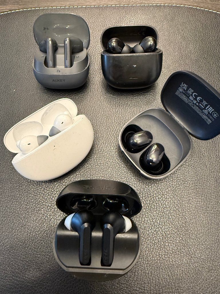 5pc. Wireless Earbuds - Oppo, Redmi, Aukey, Sudio, Telecommunicatie, Mobiele telefoons | Oordopjes, Gebruikt, Overige merken, Ophalen of Verzenden