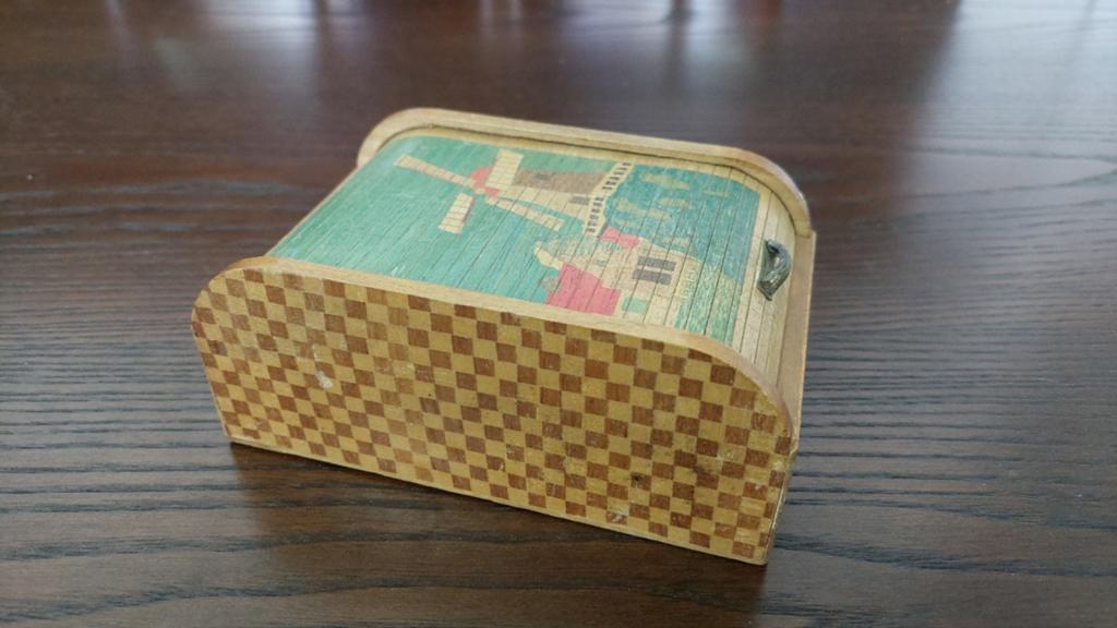 Vintage houten doosje met roll-top deksel Beekbergen, Ophalen of Verzenden