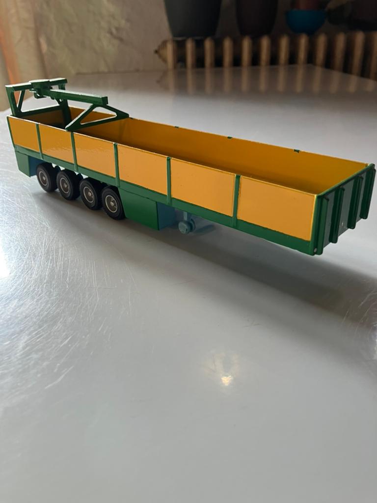1:50 stenentrailer (hulo) 4 assig (kunstof) (code 3), Verzenden, Zo goed als nieuw, Bus of Vrachtwagen