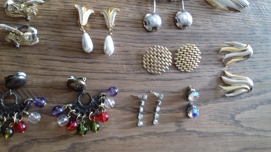 Kettingen en oorbellen (jaren 70 ), Ophalen of Verzenden, Gebruikt, Overige kleuren, Overige materialen