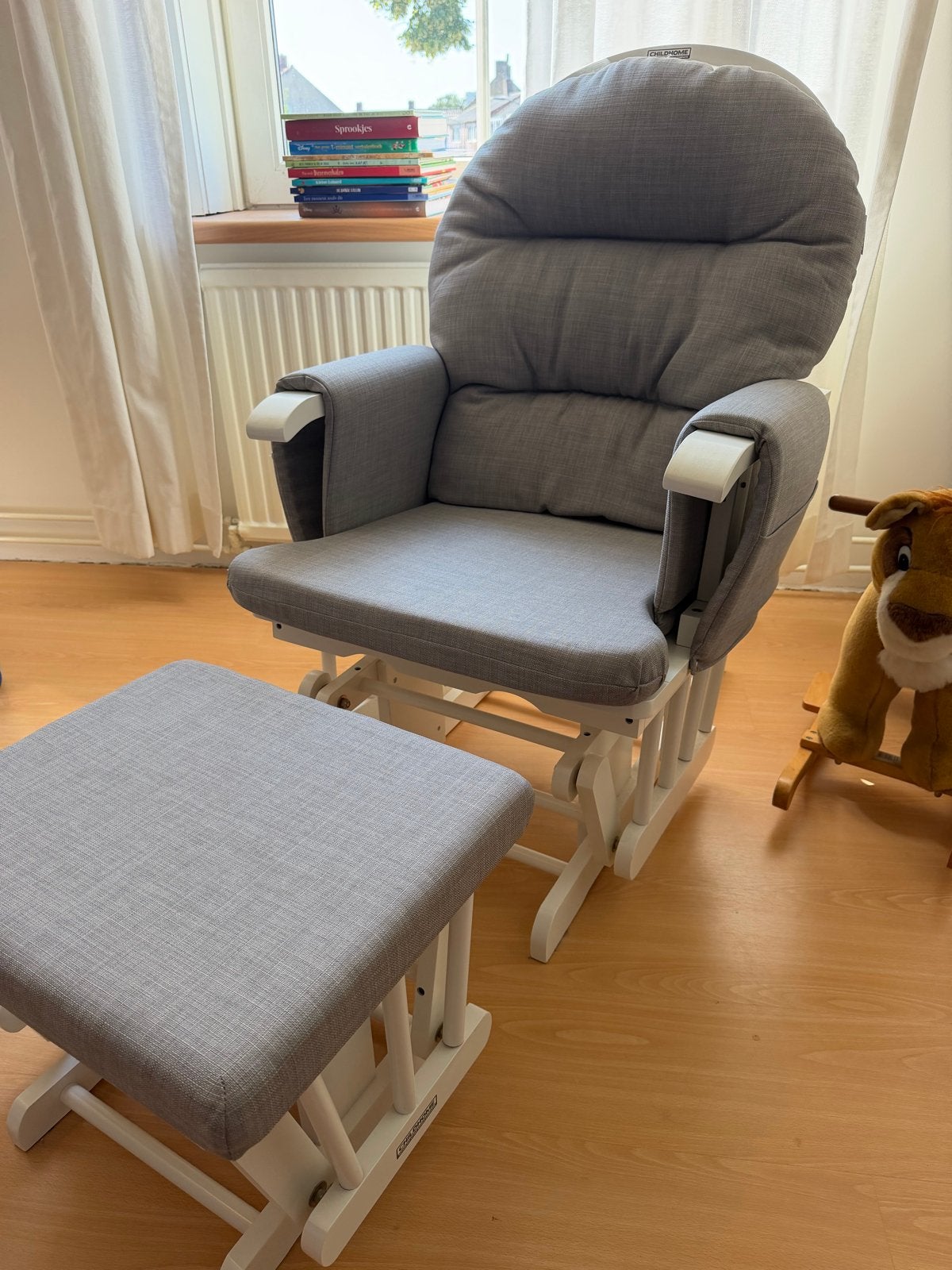 Childhome Gliding Chair met Footrest - Zo goed als nieuw, Ophalen, Zo goed als nieuw, Stoel