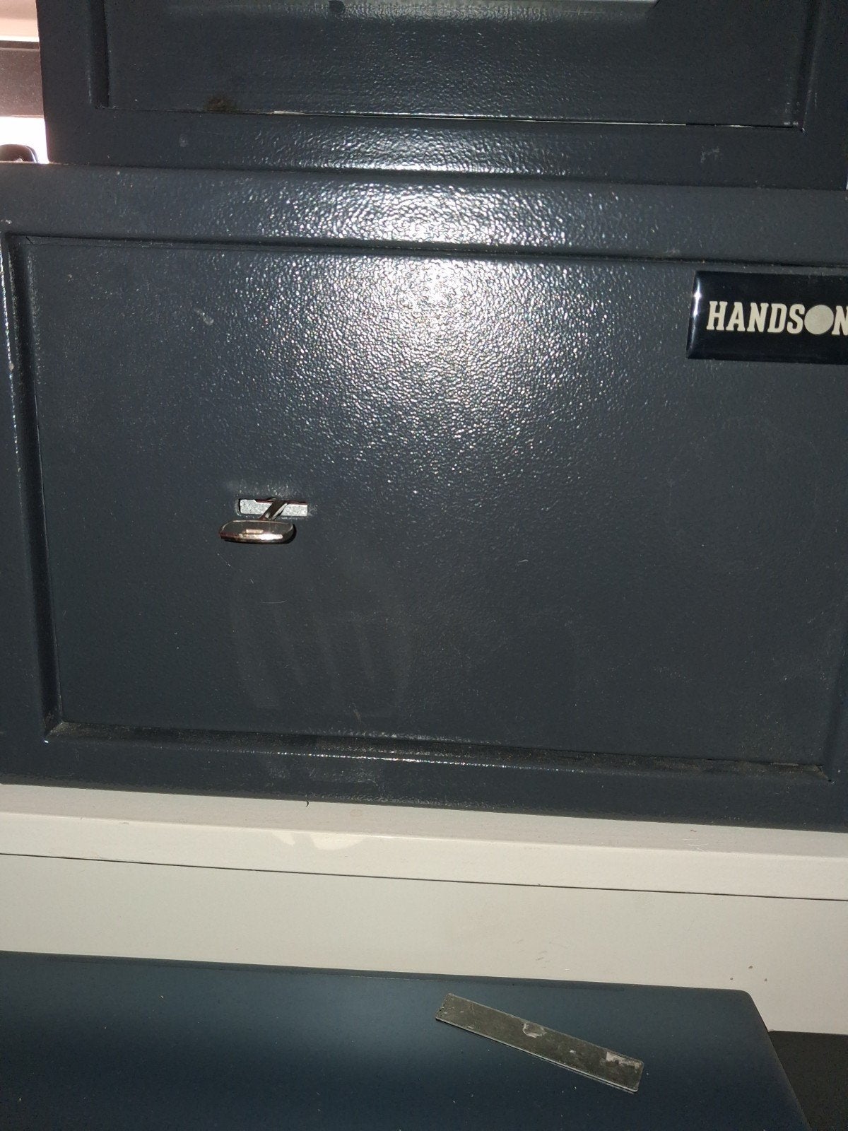 Handsafe brandkast met 2 sleutels, Ophalen of Verzenden, Zo goed als nieuw, Brandkast