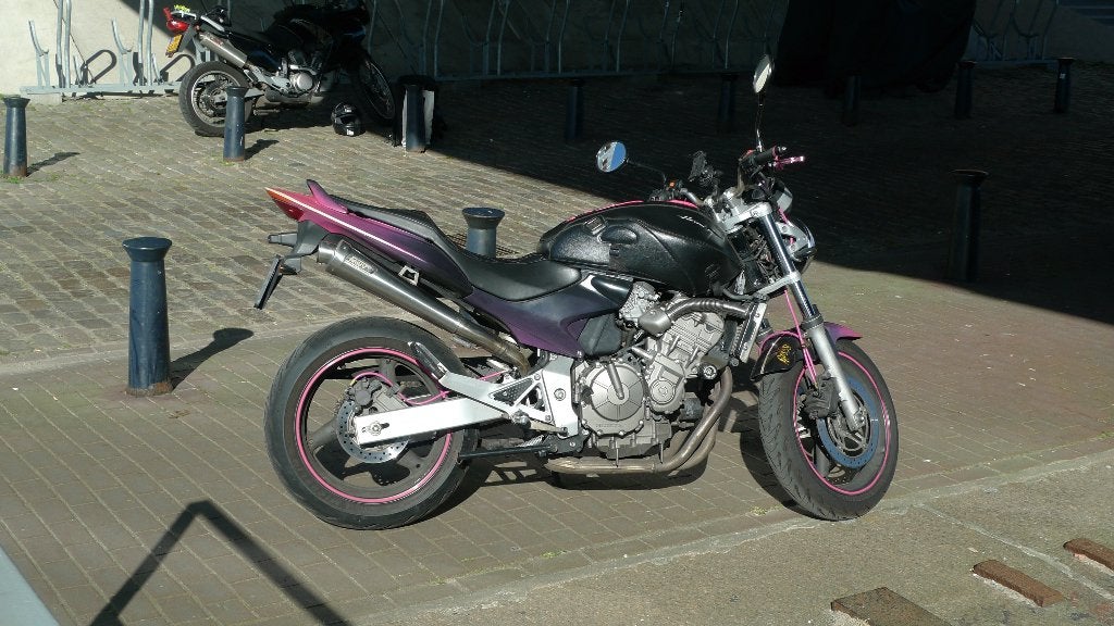 Foto 4 van Karaktervolle Honda Hornet CB600F (2004) – Klusproject