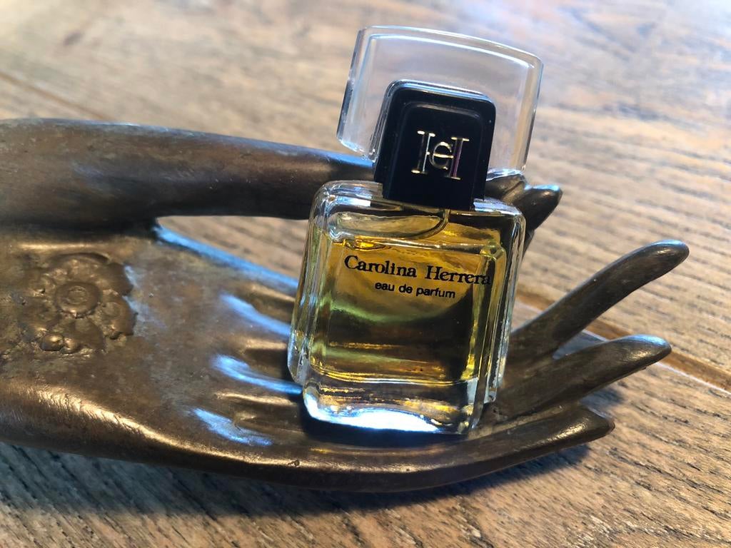 Carolina Herrera, parfumminiatuur., Ophalen of Verzenden, Zo goed als nieuw, Miniatuur