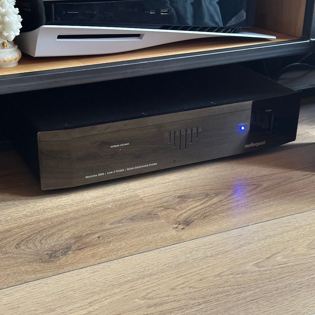 Audioquest Niagara 3000 + Audioquest Jaws (<1 Jaar Oud), Audio, Tv en Foto, Ophalen of Verzenden, Zo goed als nieuw, 2 tot 5 meter