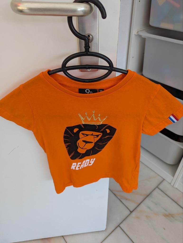 Oranje Koningsdag truitje met leeuw. Maat 98, Ophalen of Verzenden, Zo goed als nieuw