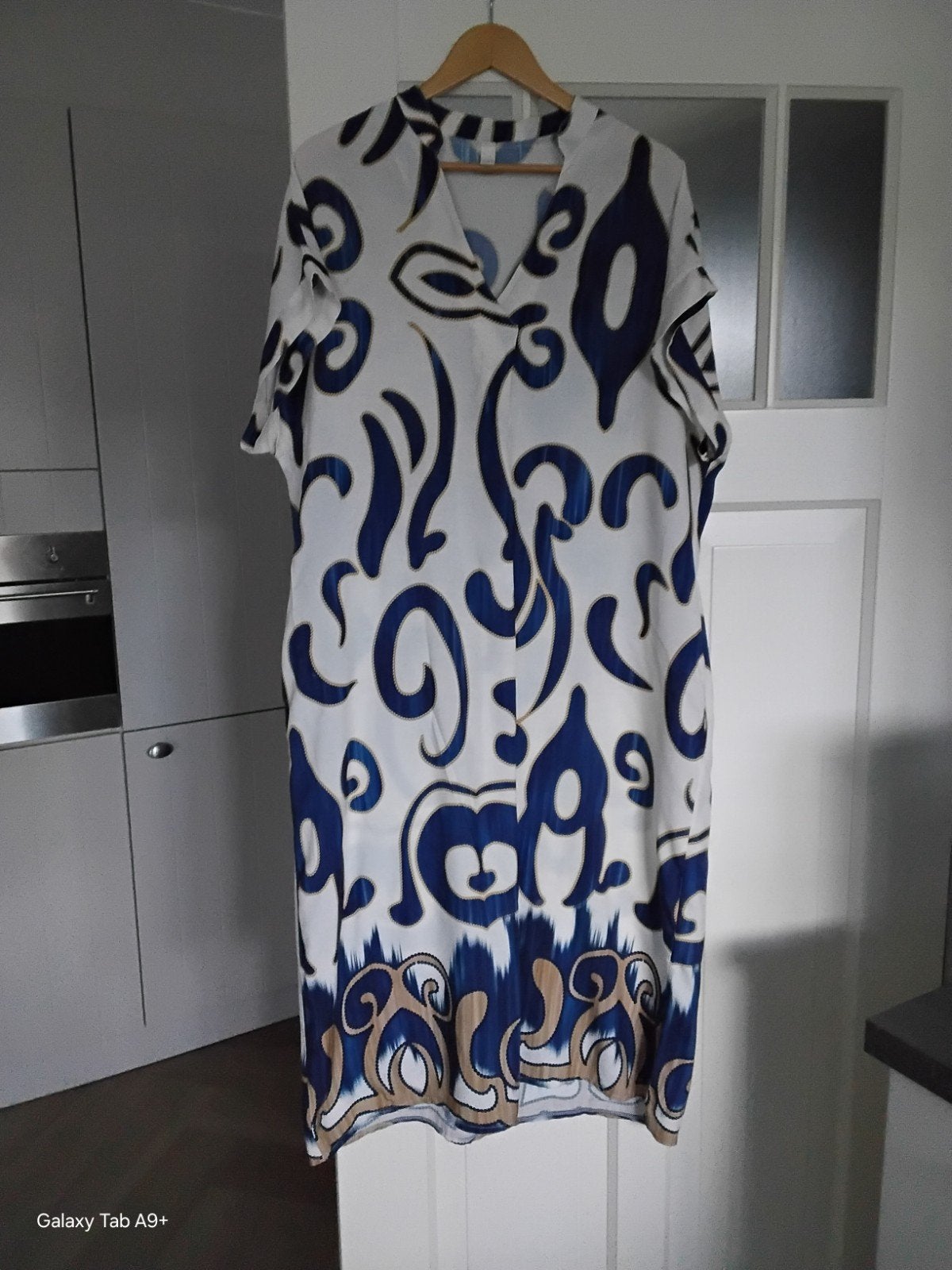 JURKJE     NEW    COLLECTION      maat      44., Ophalen of Verzenden, Zo goed als nieuw, Maat 42/44 (L), Onder de knie