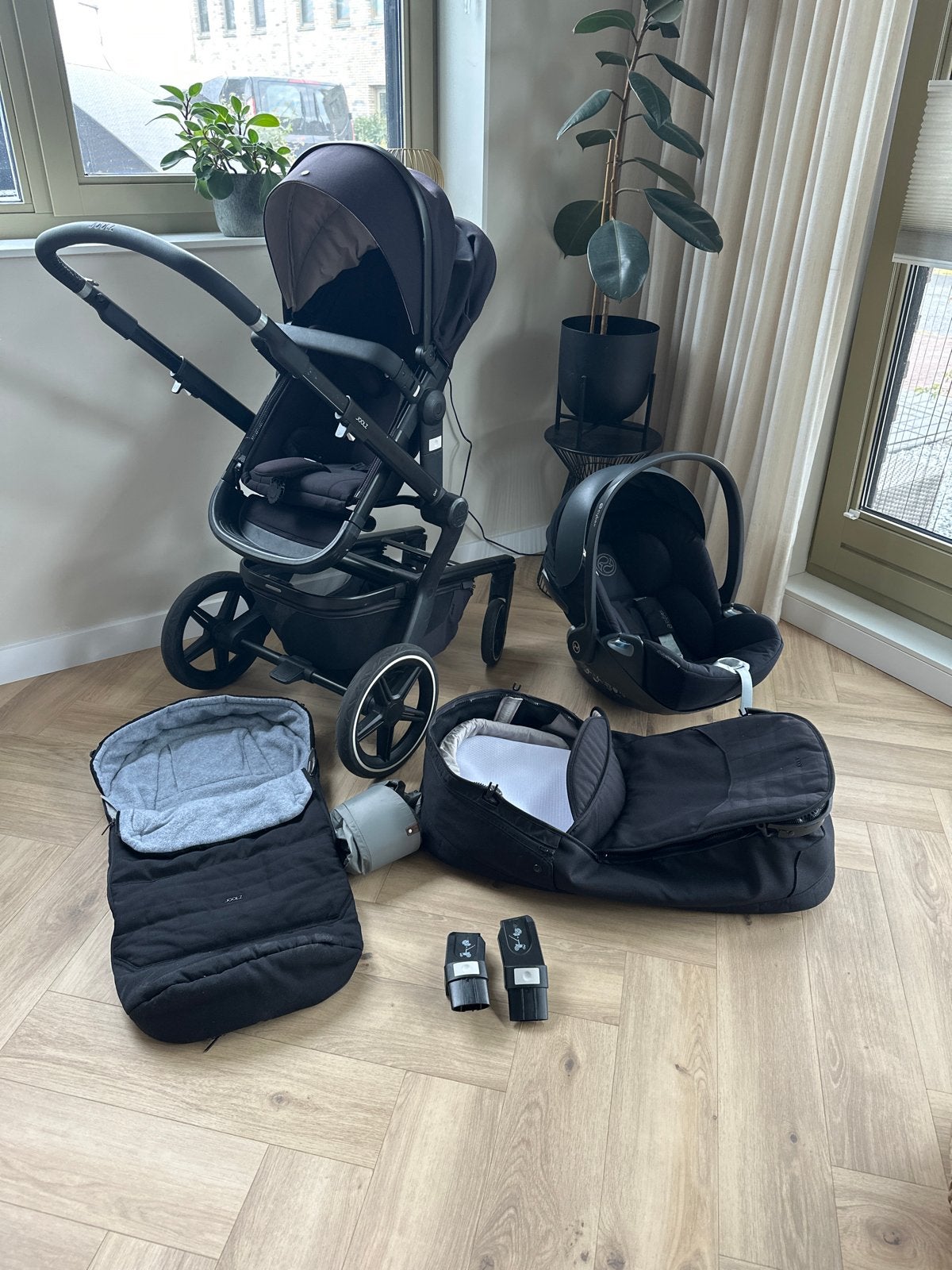 Joolz Day+ kinderwagen + Cybex autostoel + accessoires, Zo goed als nieuw, Combiwagen, Verstelbare duwstang, Ophalen