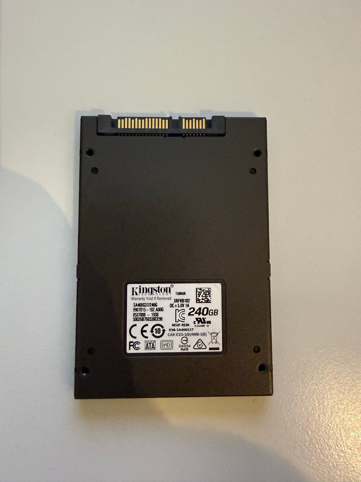 Kingston 240GB SSD 2.5 inch SATA, Computers en Software, Intern, Gebruikt, Server, Ophalen of Verzenden