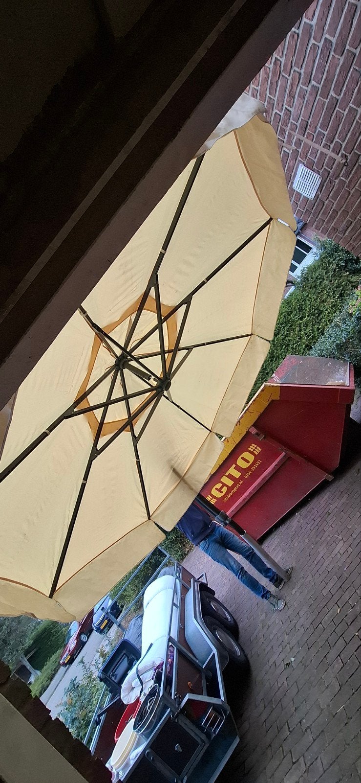 Grote Sun Garden Zweefparasol - 3 Meter Terrasschaduw, Ophalen