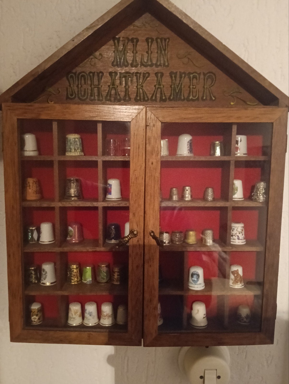 Kast voor vingerhoedjes - Mijn Schatkamer, Ophalen of Verzenden, Gebruikt, Overige materialen, Nederland
