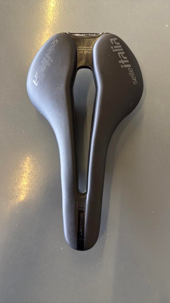 Selle Italia Flite Boost Carbonio Superflow Zadel 143 CM, Fietsen en Brommers, Fietsonderdelen, Ophalen of Verzenden, Zo goed als nieuw