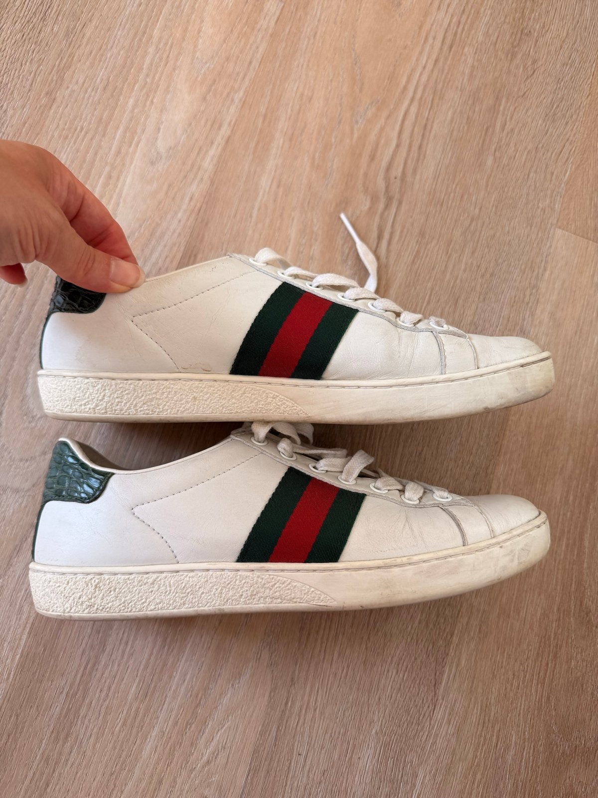 Gucci sneakers met croco leer, maat 36,5 (EU 38), Ophalen, Gedragen, Wit, Sneakers of Gympen