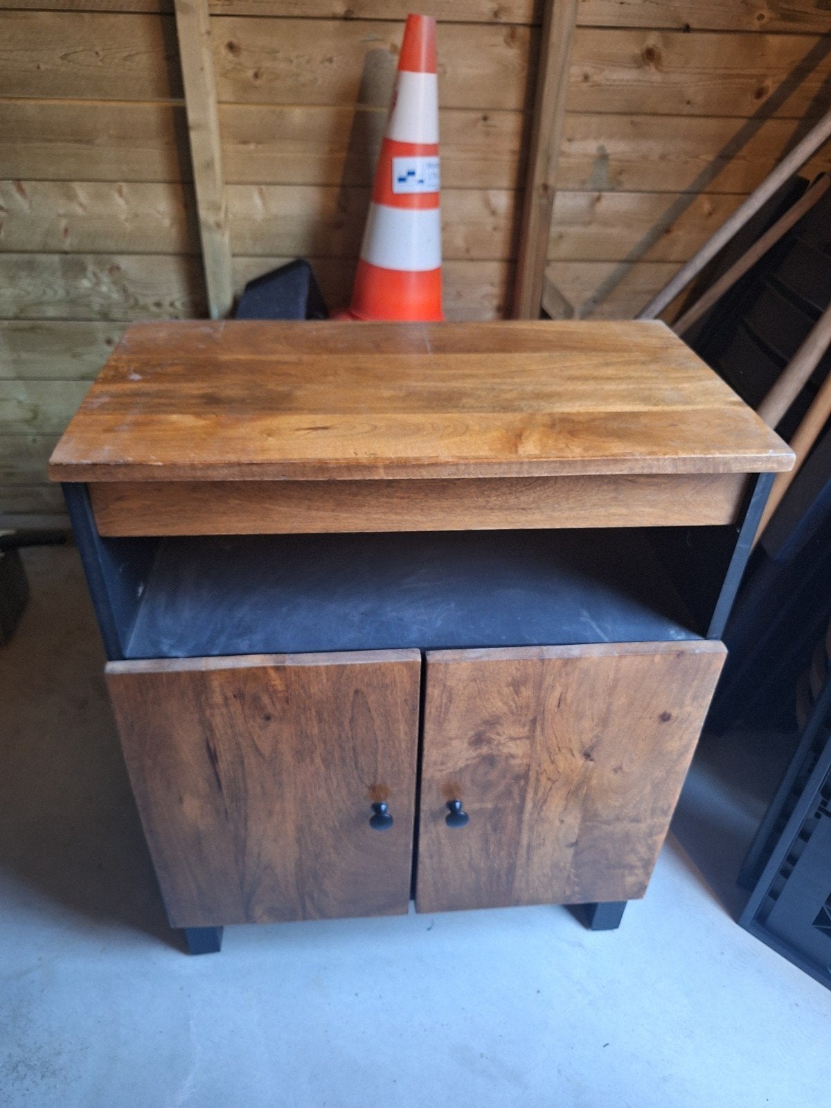 Dressoir/tv-kast, Huis en Inrichting, Kasten | Dressoirs, Industrieel, Modern, 50 tot 100 cm, 25 tot 50 cm, Ophalen