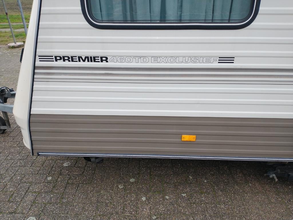 Caravan Avento Premier 460 Deluxe Caravan, retro., Caravans en Kamperen, Koelkast, Avento, Treinzit, Particulier