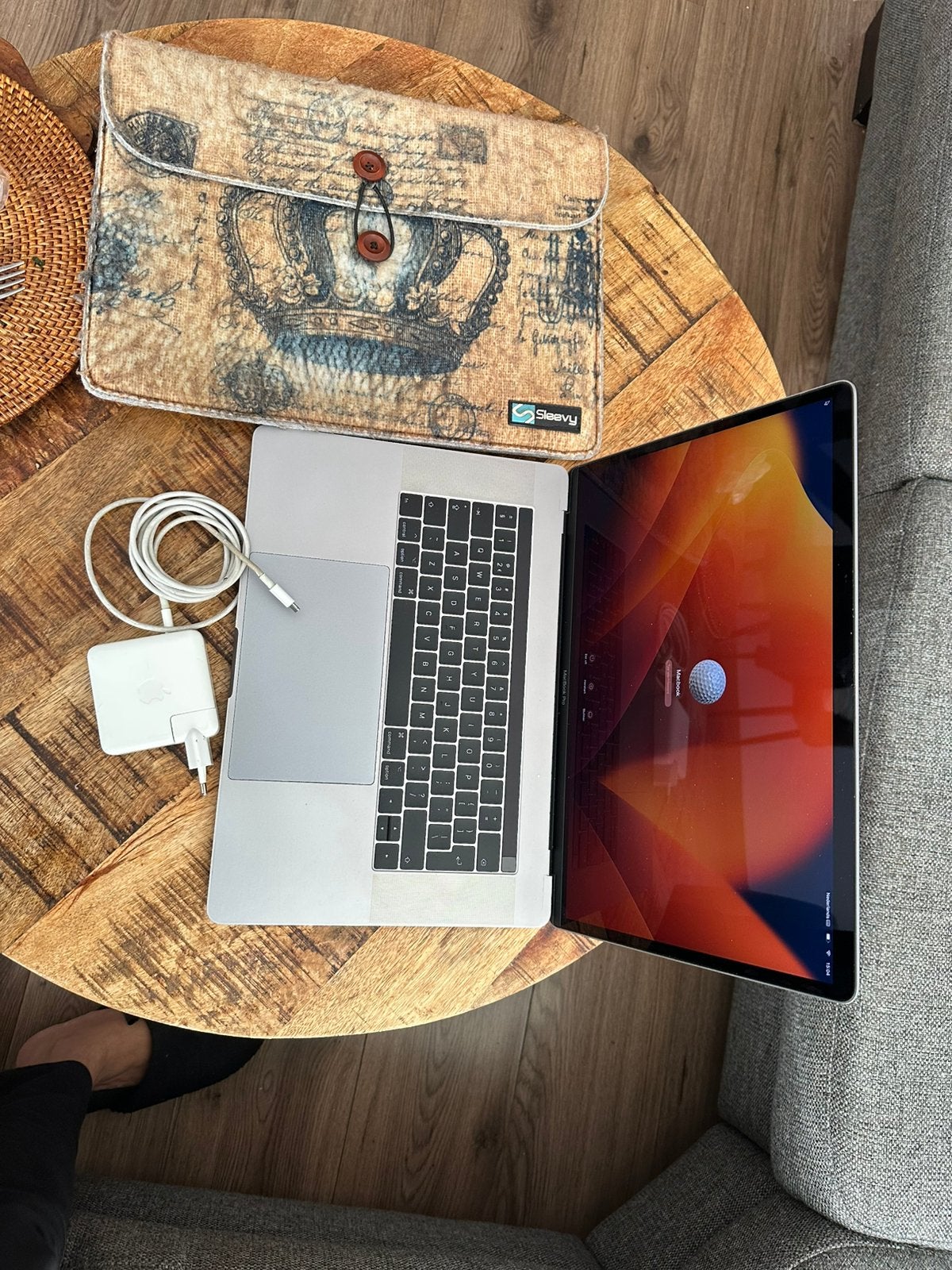 Te koop een goeg MacBook Pro 15-inch uit 2017/2018, MacBook Pro, 2 tot 3 Ghz, 15 inch, Ophalen of Verzenden