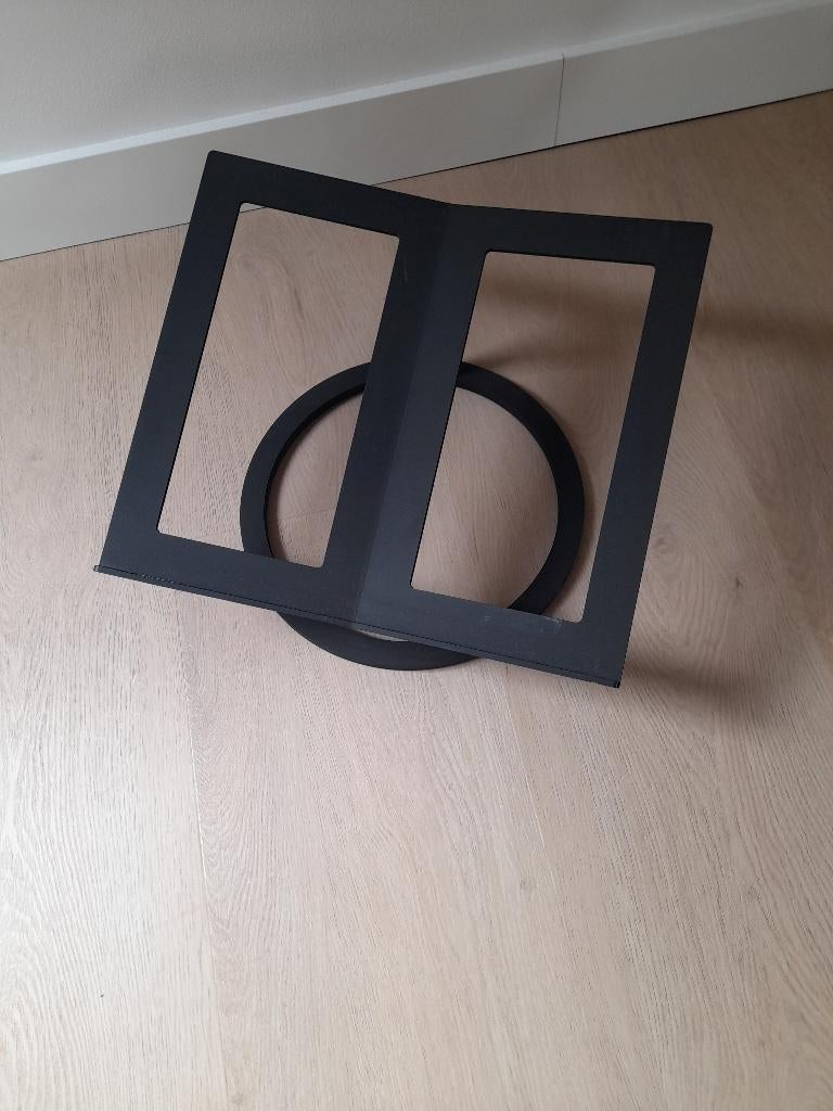 Boekenstandaard metaal, Ophalen, Zo goed als nieuw