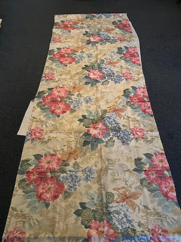 Bloemen stof, lap stof, tafelkleden en gordijn., 120 cm of meer, 200 cm of meer, Ophalen of Verzenden, Zo goed als nieuw