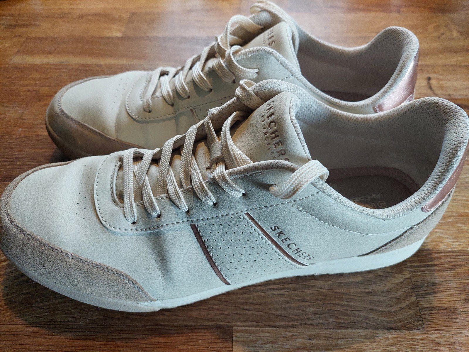 Skechers sneakers dames maat 41, zo goed als nieuw, Skechers, Beige, Ophalen of Verzenden, Sneakers of Gympen
