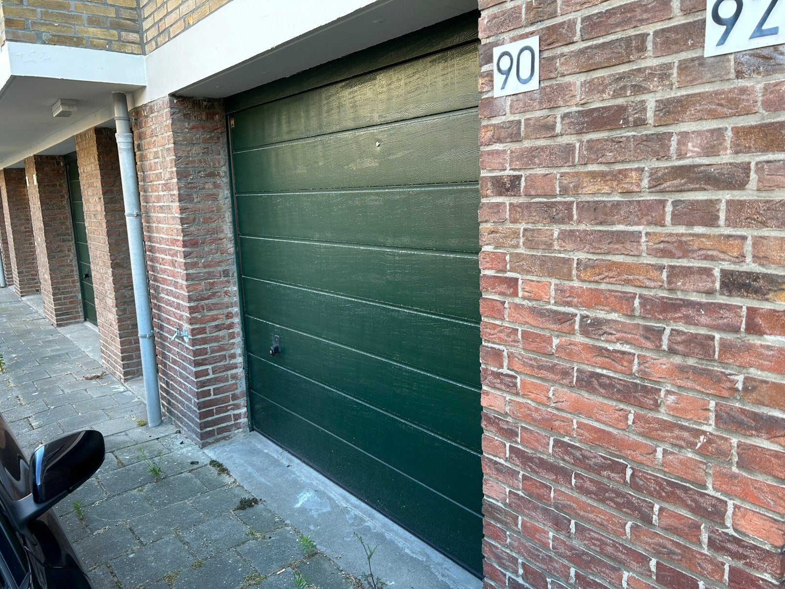 Huur garage in Den Haag Julius Rontgenstraat, Huizen en Kamers, Den Haag
