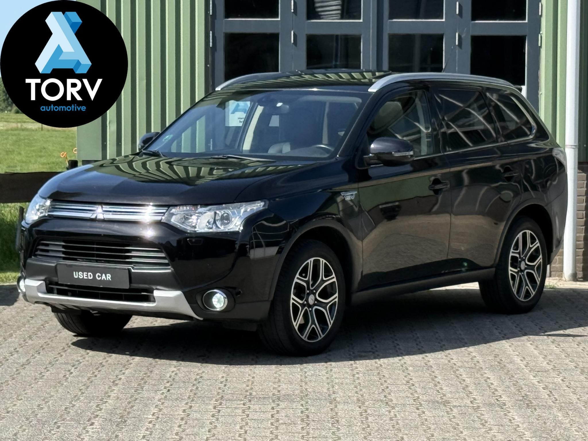 Mitsubishi Outlander 2.0 PHEV Instyle X-Line | Leder | Open, Auto's, 1998 cc, Euro 6, Zwart, Bedrijf